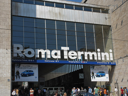 Eingang zum Bahnhof - Latium (Rom) (Rom)